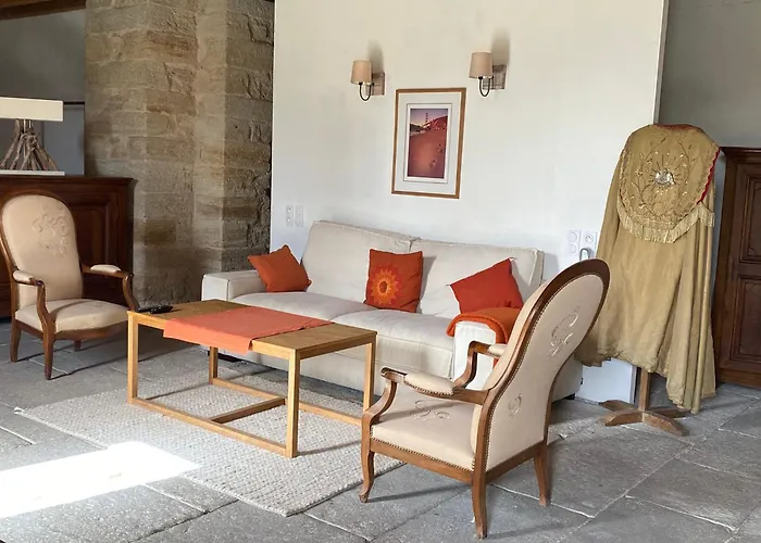 Eglise De L'exaltation Apartment Montmorin (Puy-de-Dome)